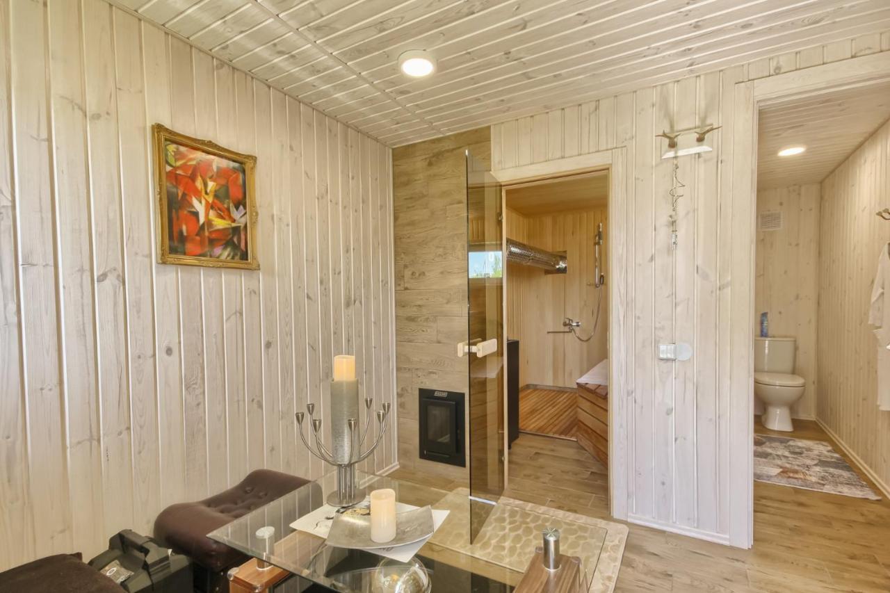 Vila Dvi Liepos Merkine Exteriér fotografie