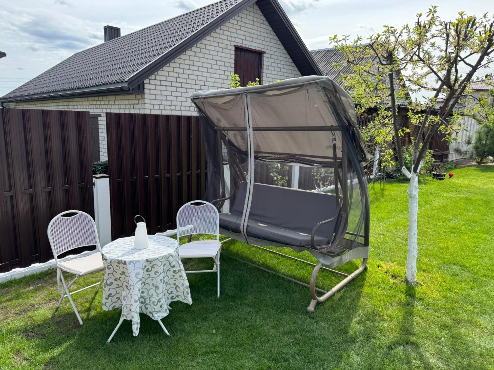 Vila Dvi Liepos Merkine Exteriér fotografie